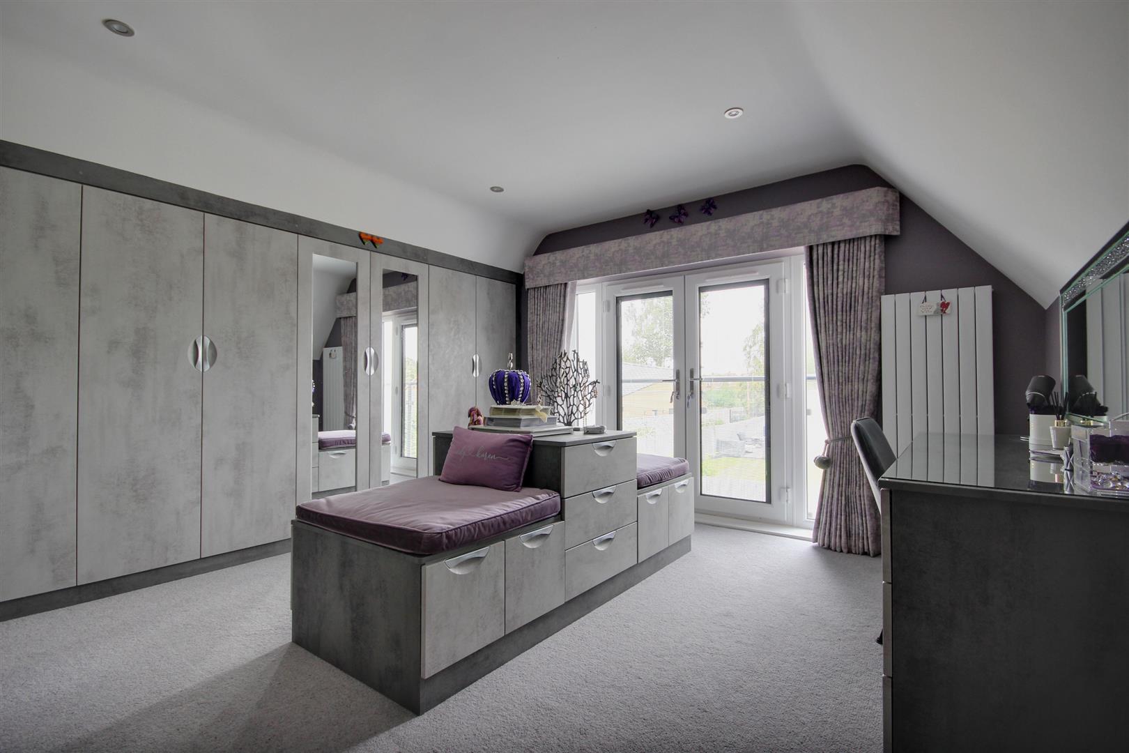 Barney Close, Tickton